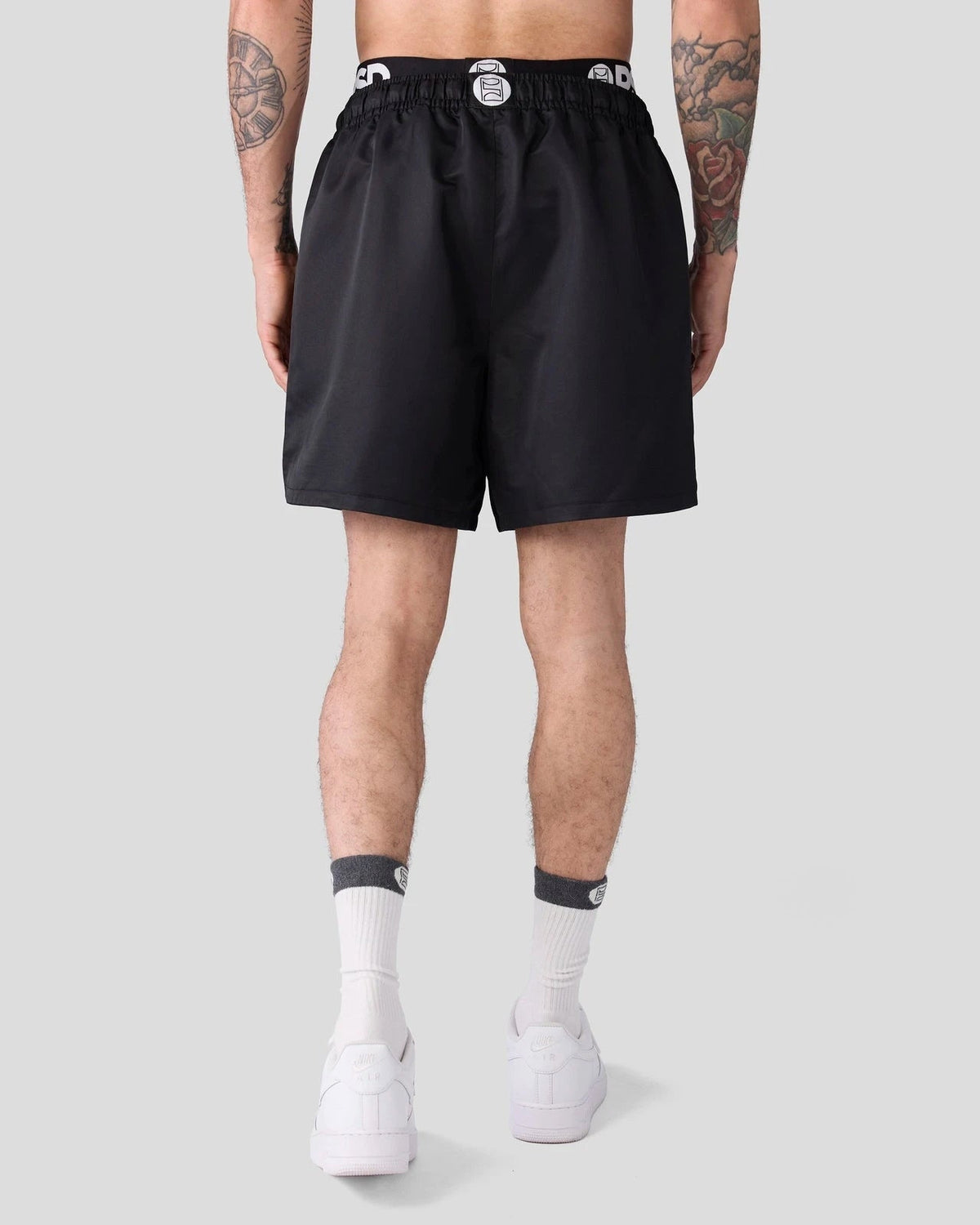 Men PSD Black Essential Short - Essential Short