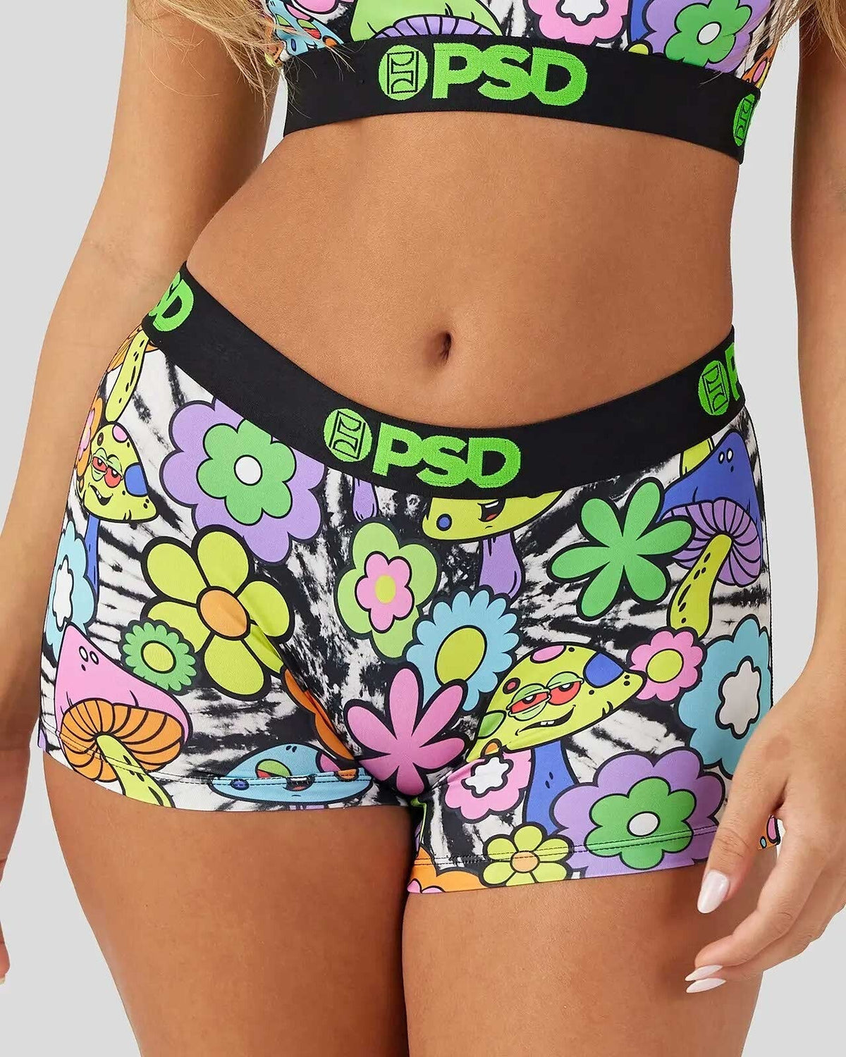 Sale PSD Far Out - Boy Short